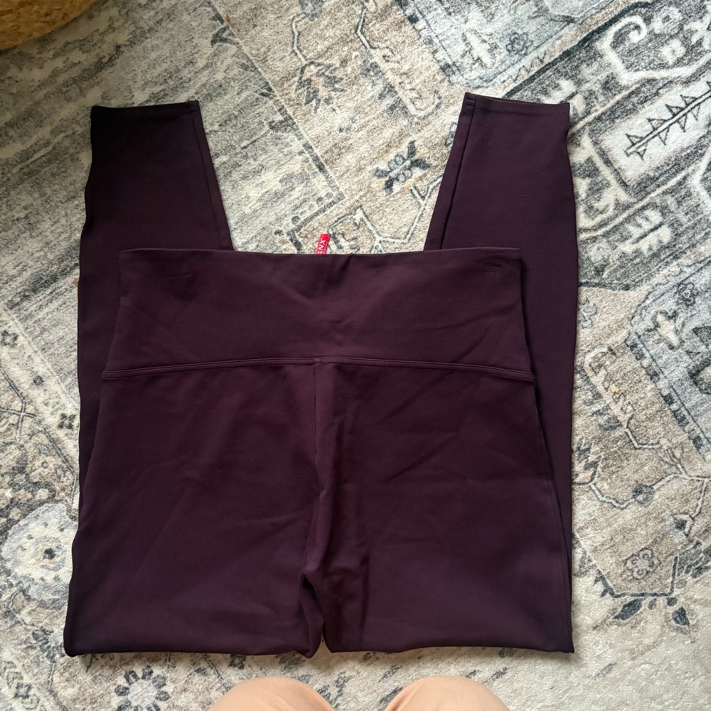 SPANX Ankle Length Ponte Leggings Split Hem Burgundy Size 1X Tall - Picture 4 of 6